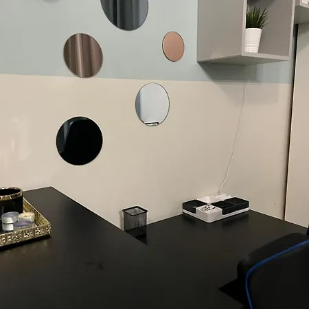 Stazione Centrale 5 Terre - House Mare Verde لا سبيتسْيا